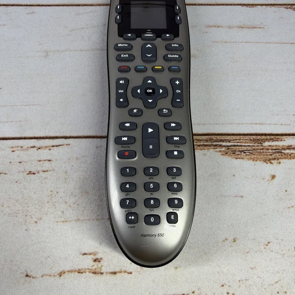 Logitech Harmony 650 Programmable Universal Remote Color Screen Tested Used